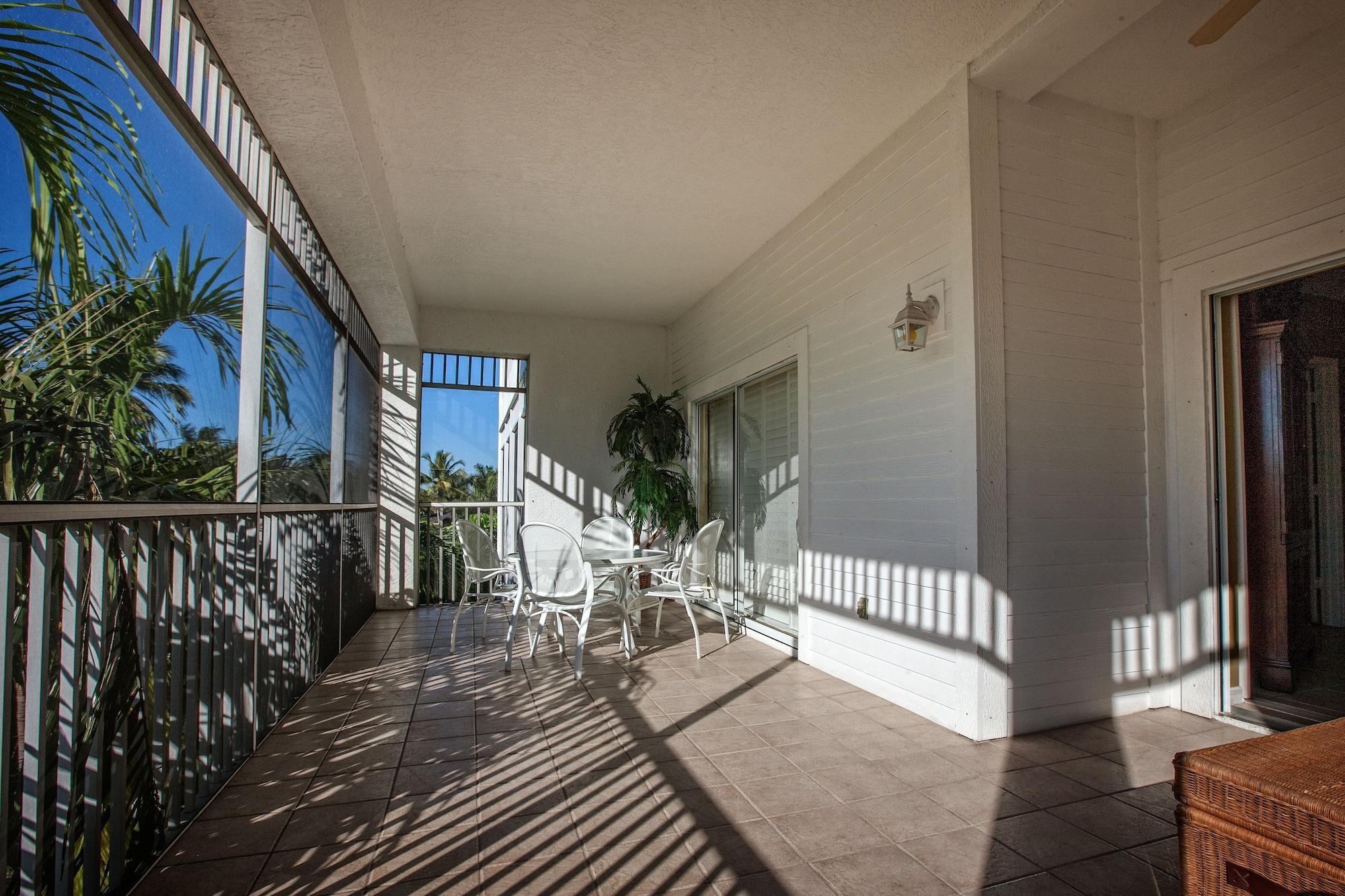 Olde Marco Island Inn And Suites Εξωτερικό φωτογραφία